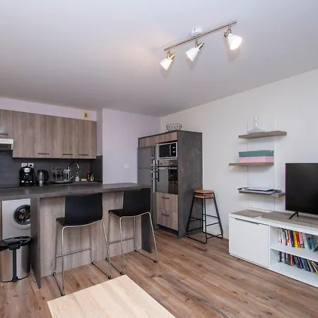 Paisible - Charmant Appt Vue Montagne Apartment *